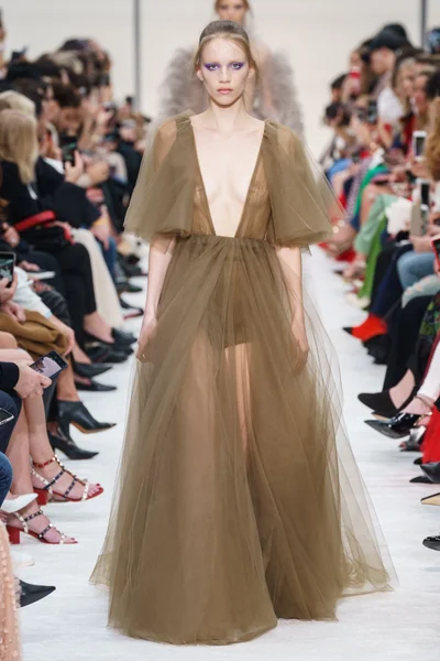 Look 61